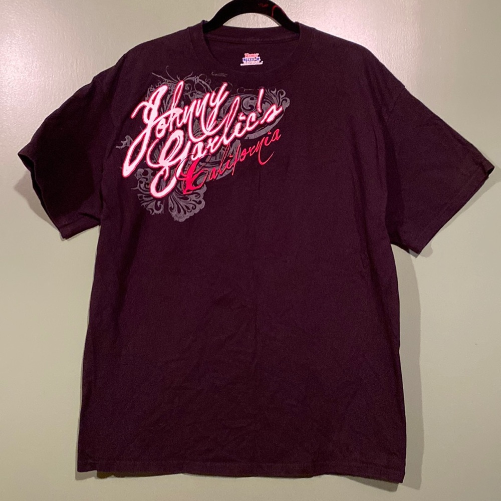 Hanes T-shirt with Johnny Garlic California graphic
